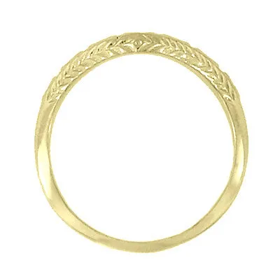 Art Deco Olive Leaves and Wheat Engraved Curved Wedding Band in 18 Karat Yellow Gold Antique Jewelry Mall Rings