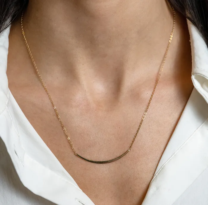 Necklaces Carla Nancy B Half Curved Wire Necklace